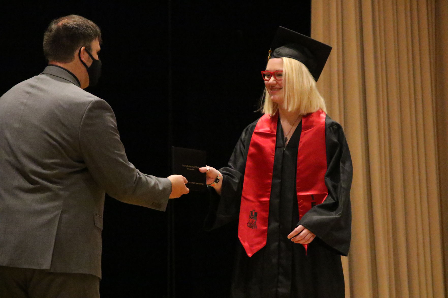 IFA_Grad1779.JPG